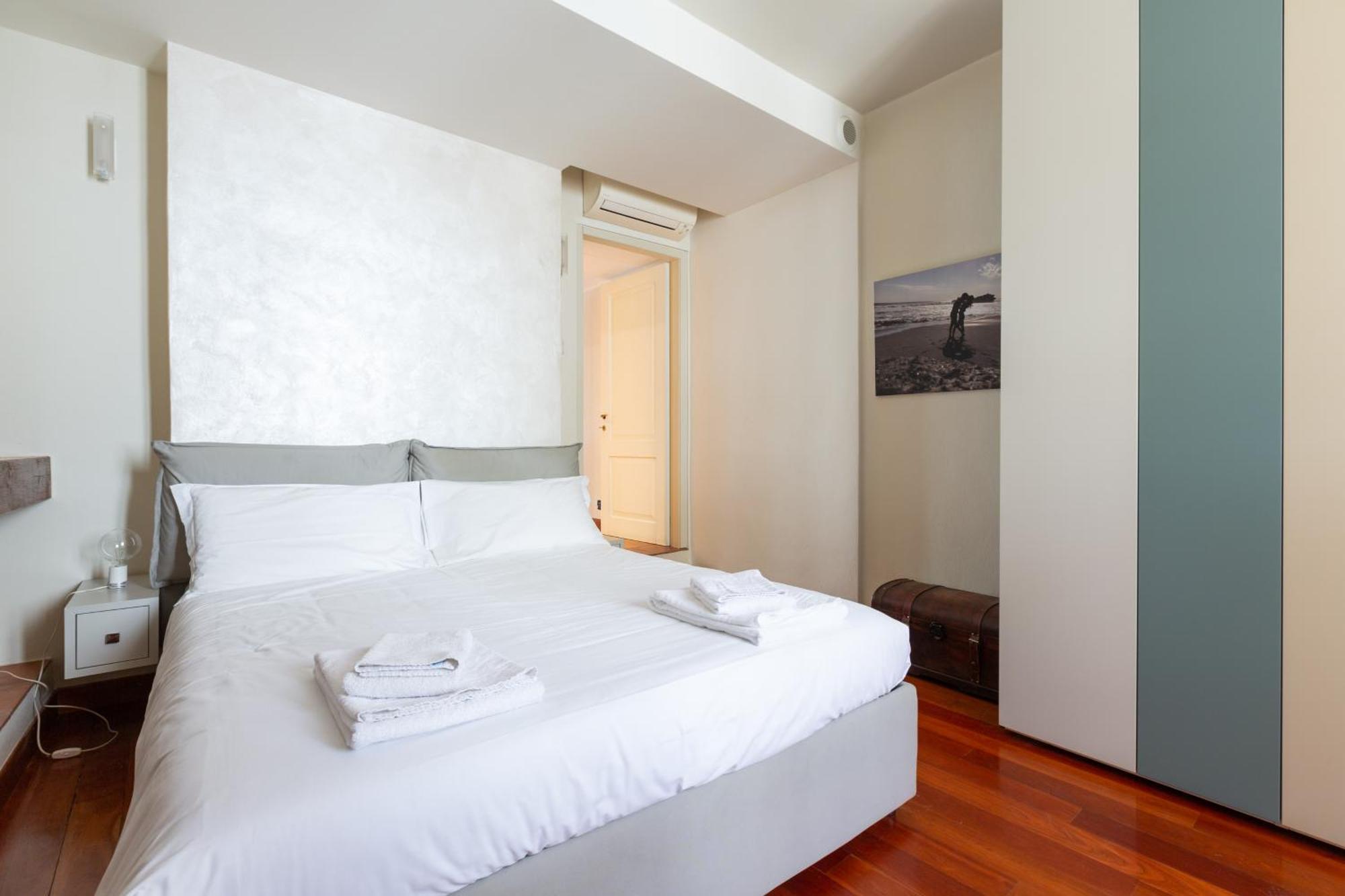 Cosy Two Bedroom Apartment Close To Navigli Милан Экстерьер фото